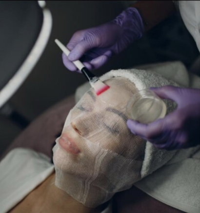 Vitamin C Paraffin Facial